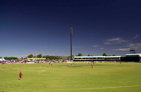 diamond oval Cricket Stadium Pitch Report